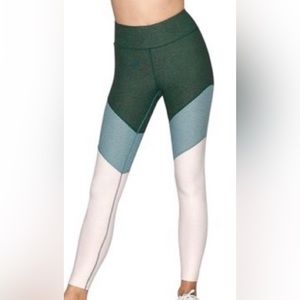 Outdoor Voices color block leggings